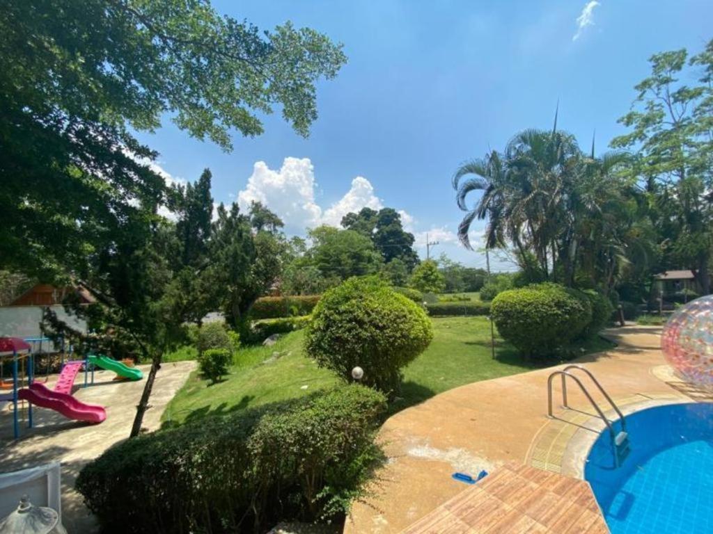 Hotel Oyo 966 Boss Khaoyai Ban Bung Toei Esterno foto