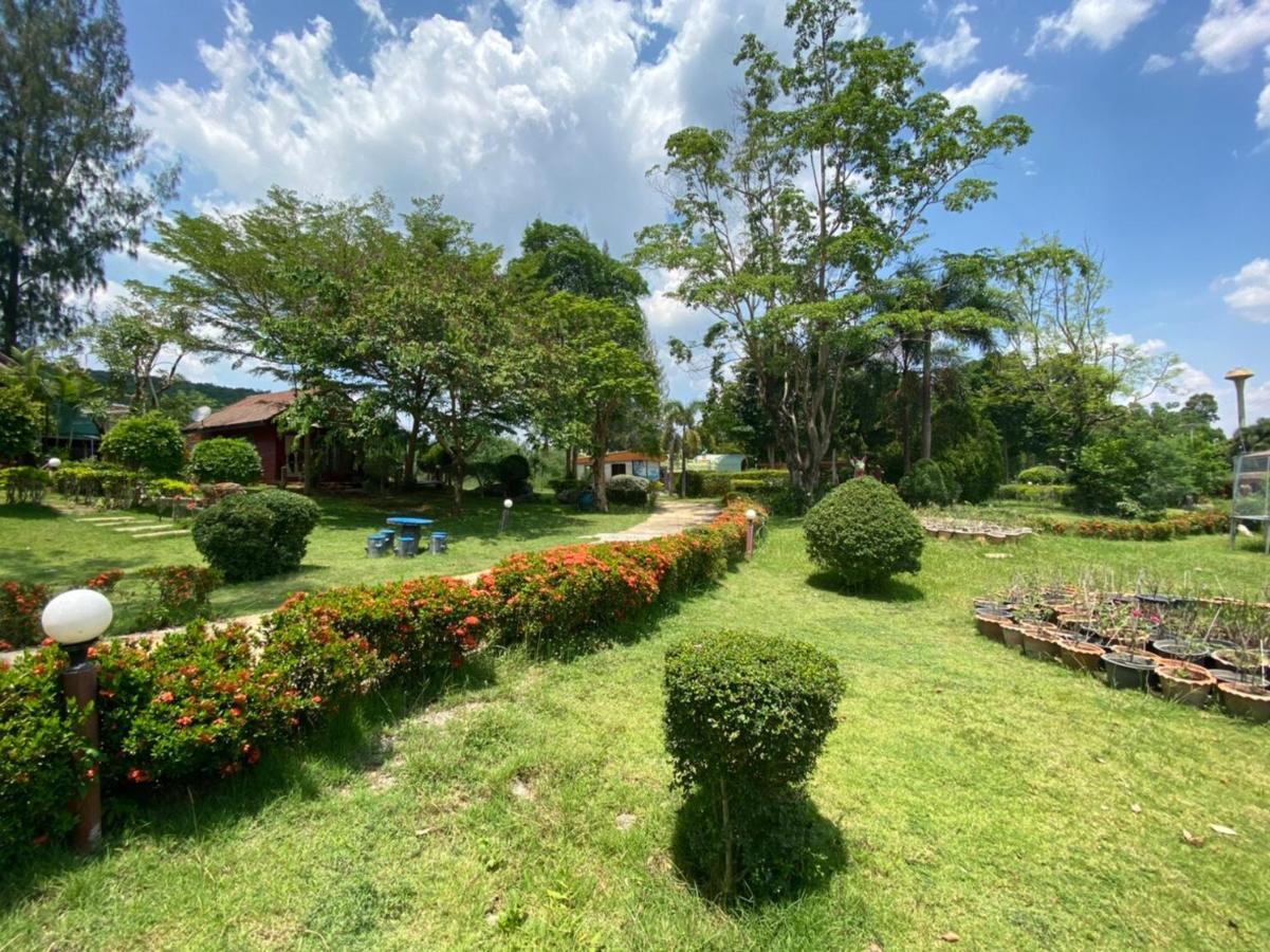 Hotel Oyo 966 Boss Khaoyai Ban Bung Toei Esterno foto